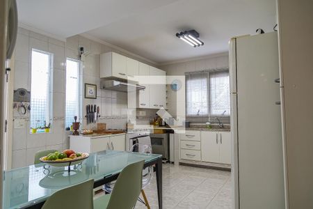 Casa à venda com 157m², 3 quartos e 2 vagasCozinha