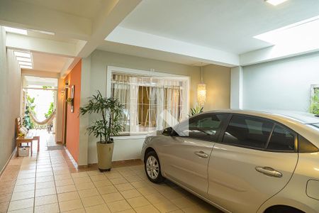 Casa à venda com 157m², 3 quartos e 2 vagasGaragem