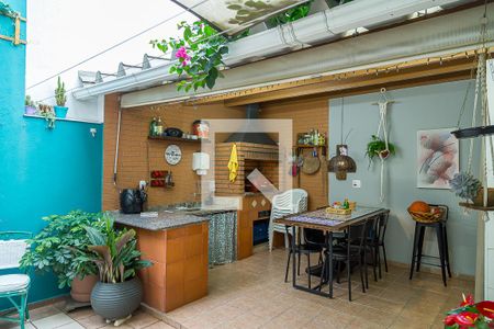 Casa à venda com 157m², 3 quartos e 2 vagasQuintal