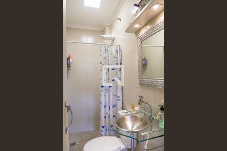 Casa à venda com 157m², 3 quartos e 2 vagasBanheiro de Serviço