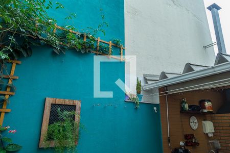 Casa à venda com 157m², 3 quartos e 2 vagasQuintal