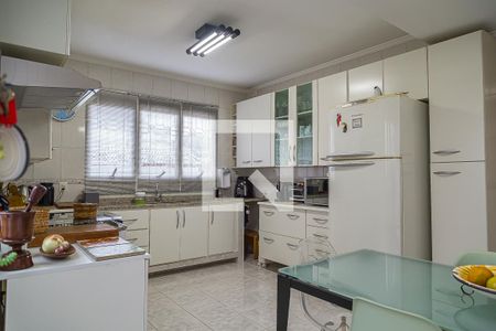Casa à venda com 157m², 3 quartos e 2 vagasCozinha