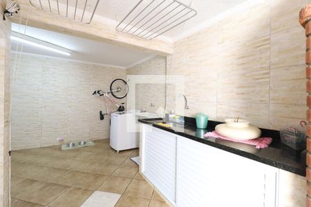 Casa à venda com 142m², 3 quartos e 2 vagasCozinha