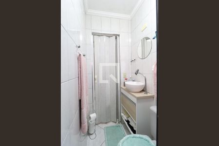 Banheiro de casa à venda com 3 quartos, 142m² em Parque Edu Chaves, São Paulo