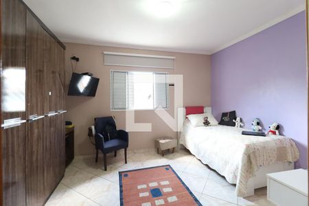 Casa à venda com 142m², 3 quartos e 2 vagasQuarto 