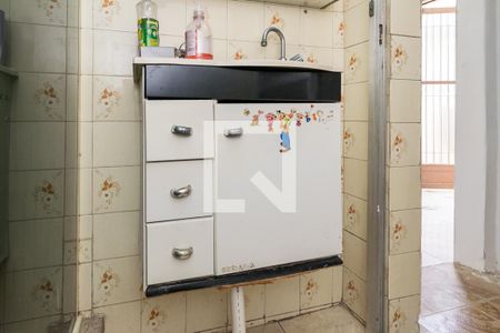 Casa à venda com 65m², 2 quartos e 1 vaga Casa à venda com 65m², 2 quartos e 1 vagaBanheiro