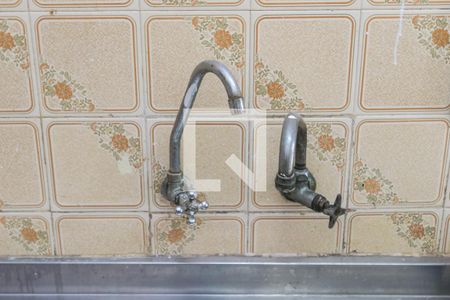 Casa à venda com 65m², 2 quartos e 1 vaga Casa à venda com 65m², 2 quartos e 1 vagaCozinha - Torneira