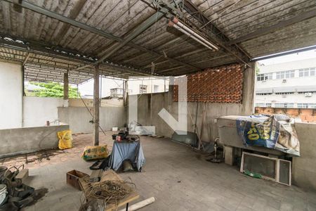 Casa à venda com 65m², 2 quartos e 1 vaga Casa à venda com 65m², 2 quartos e 1 vagaTerraço