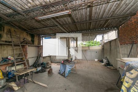 Casa à venda com 65m², 2 quartos e 1 vaga Casa à venda com 65m², 2 quartos e 1 vagaTerraço