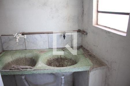 Casa à venda com 70m², 4 quartos e sem vagaÁrea de Serviço