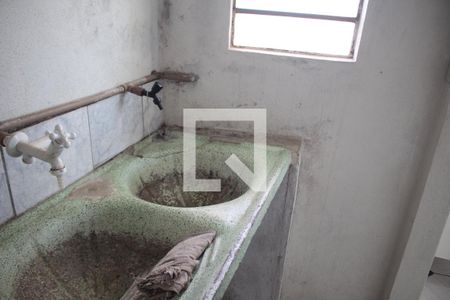 Casa à venda com 70m², 4 quartos e sem vagaÁrea de Serviço