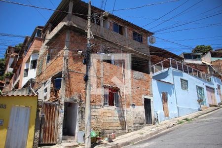 Casa à venda com 70m², 4 quartos e sem vagaFachada