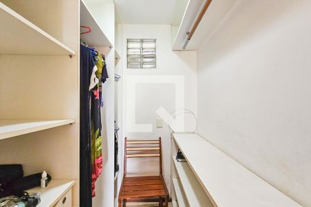 Apartamento para alugar com 72m², 2 quartos e 1 vagaSuite