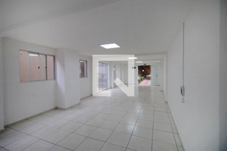 Apartamento para alugar com 44m², 2 quartos e 1 vagaÁrea comum - Salão de festas
