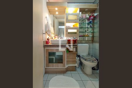 Apartamento à venda com 98m², 3 quartos e 1 vaga Apartamento à venda com 98m², 3 quartos e 1 vagaBanheiro