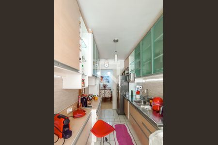 Apartamento à venda com 98m², 3 quartos e 1 vaga Apartamento à venda com 98m², 3 quartos e 1 vagaCozinha