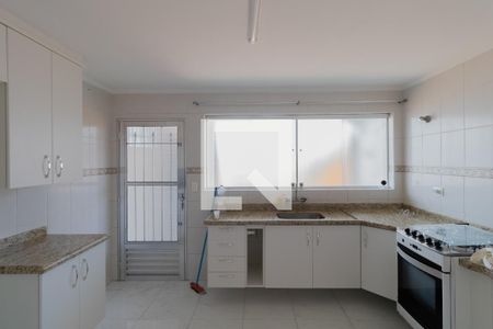 Casa à venda com 120m², 3 quartos e 2 vagasCozinha 