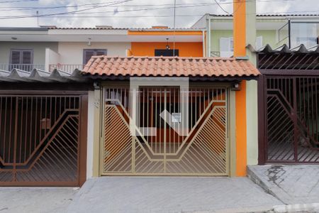 Casa à venda com 120m², 3 quartos e 2 vagasFachada 
