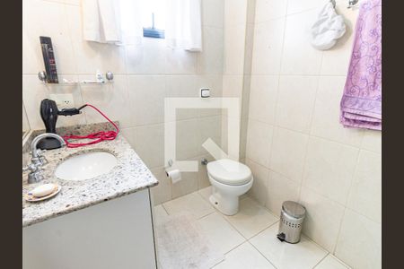 Apartamento à venda com 123m², 3 quartos e 3 vagasBanheiro da Suíte 2