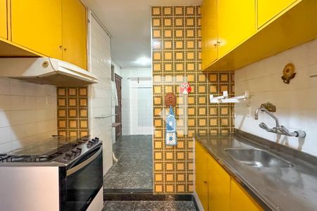 Apartamento para alugar com 77m², 2 quartos e sem vaga Apartamento para alugar com 77m², 2 quartos e sem vagaCozinha