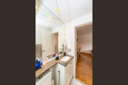 Apartamento para alugar com 138m², 2 quartos e 2 vagasBanheiro Social