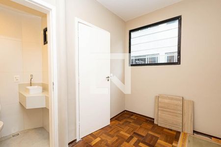 Apartamento à venda com 110m², 2 quartos e 1 vaga Apartamento à venda com 110m², 2 quartos e 1 vagaQuarto de Serviço