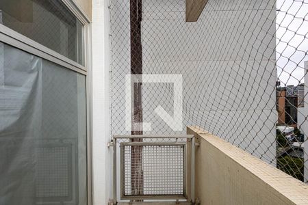 Apartamento à venda com 110m², 2 quartos e 1 vaga Apartamento à venda com 110m², 2 quartos e 1 vagaSacada