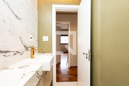 Apartamento à venda com 110m², 2 quartos e 1 vaga Apartamento à venda com 110m², 2 quartos e 1 vagaBanheiro Social