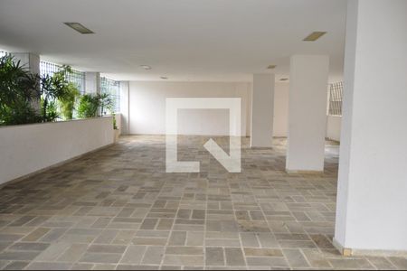 Apartamento à venda com 80m², 2 quartos e 1 vagaÁrea comum