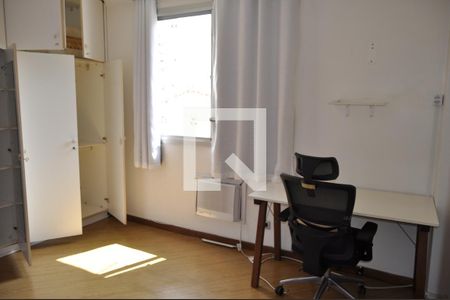 Apartamento à venda com 80m², 2 quartos e 1 vagaQuarto 2
