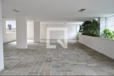 Apartamento à venda com 80m², 2 quartos e 1 vagaÁrea comum