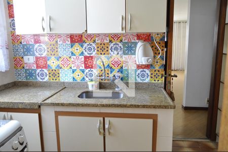 Apartamento à venda com 80m², 2 quartos e 1 vagaCozinha