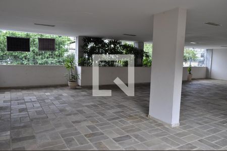 Apartamento à venda com 80m², 2 quartos e 1 vagaÁrea comum
