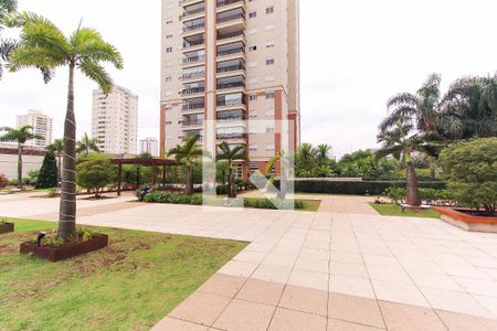 Apartamento à venda com 126m², 3 quartos e 2 vagas Apartamento à venda com 126m², 3 quartos e 2 vagasÁrea externa
