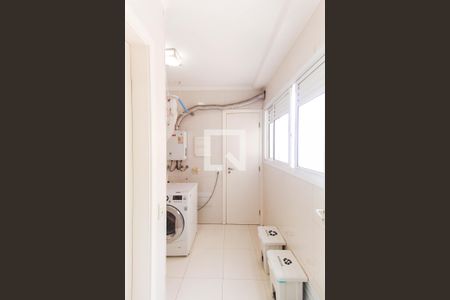 Apartamento à venda com 126m², 3 quartos e 2 vagas Apartamento à venda com 126m², 3 quartos e 2 vagasÁrea de Serviço