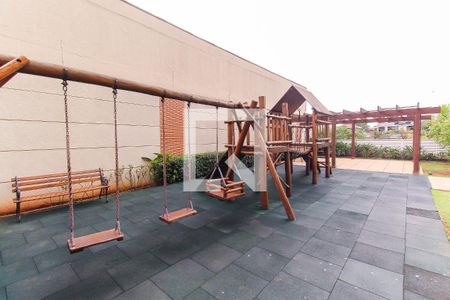 Apartamento à venda com 126m², 3 quartos e 2 vagas Apartamento à venda com 126m², 3 quartos e 2 vagasÁrea comum - Playground