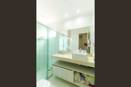 Apartamento à venda com 126m², 3 quartos e 2 vagas Apartamento à venda com 126m², 3 quartos e 2 vagasBanheiro da Suíte 1