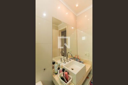 Apartamento à venda com 126m², 3 quartos e 2 vagas Apartamento à venda com 126m², 3 quartos e 2 vagasBanheiro