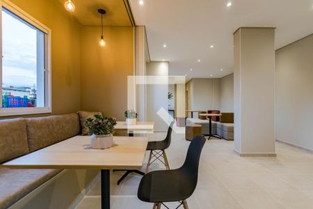 Apartamento para alugar com 42m², 2 quartos e 1 vagaÁrea comum