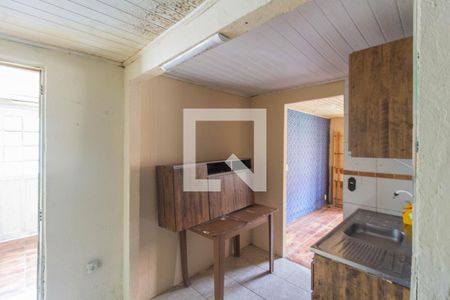 Casa à venda com 100m², 3 quartos e 3 vagas Casa à venda com 100m², 3 quartos e 3 vagasCozinha e Área de Serviço