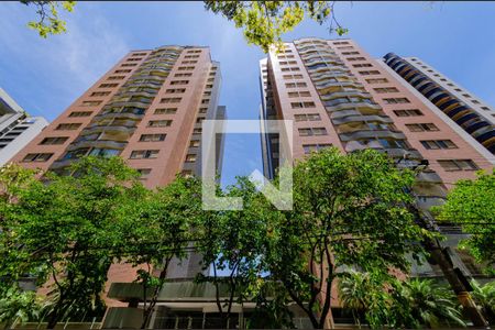 Fachada de apartamento para alugar com 3 quartos, 110m² em Belvedere, Belo Horizonte
