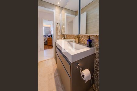 Apartamento para alugar com 110m², 3 quartos e 2 vagas Apartamento para alugar com 110m², 3 quartos e 2 vagasBanheiro