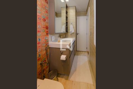Banheiro suíte de apartamento para alugar com 3 quartos, 110m² em Belvedere, Belo Horizonte