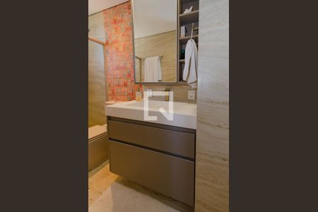 Apartamento para alugar com 110m², 3 quartos e 2 vagas Apartamento para alugar com 110m², 3 quartos e 2 vagasBanheiro da Suíte