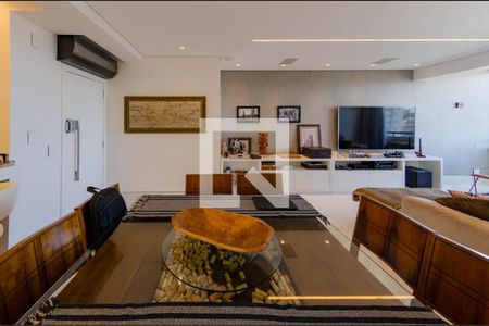 Sala de apartamento para alugar com 3 quartos, 110m² em Belvedere, Belo Horizonte