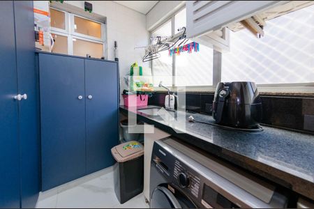 Área de serviço de apartamento para alugar com 3 quartos, 110m² em Belvedere, Belo Horizonte