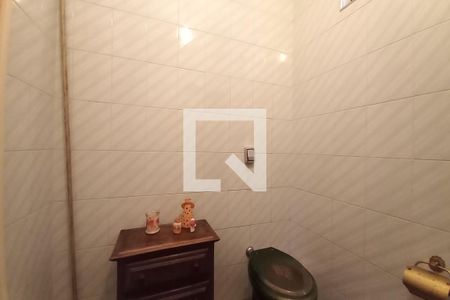 Casa à venda com 247m², 4 quartos e 4 vagasBanheiro