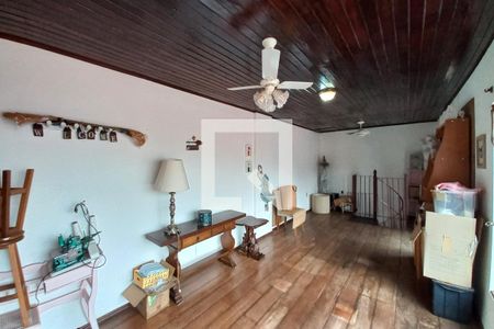 Casa à venda com 247m², 4 quartos e 4 vagasEdícula