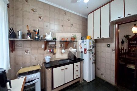 Casa à venda com 247m², 4 quartos e 4 vagasCozinha