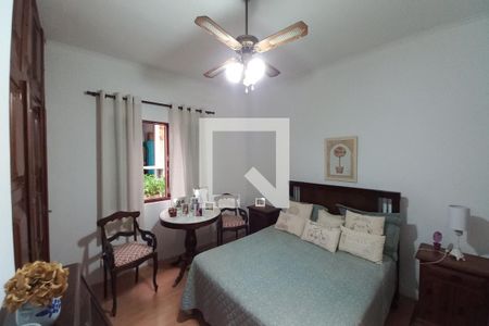 Casa à venda com 247m², 4 quartos e 4 vagasQuarto 3 - Suíte